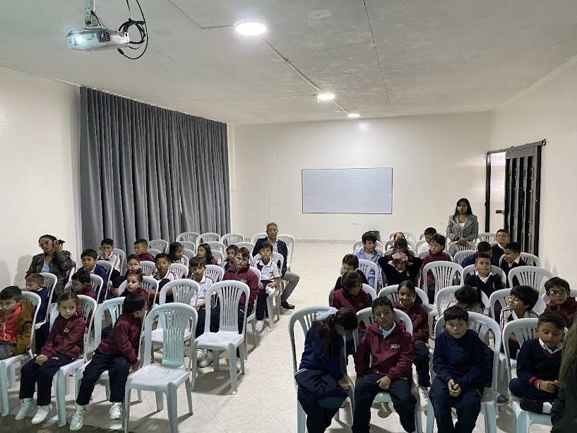 e6d44736 9bc7 417b 9feb 1e7af1b3993c